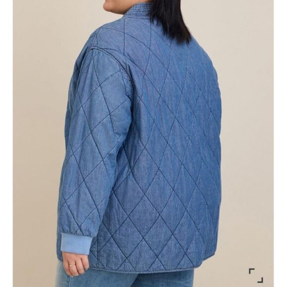 Torrid Chambray Quilted Shacket New - Picture 4 of 5